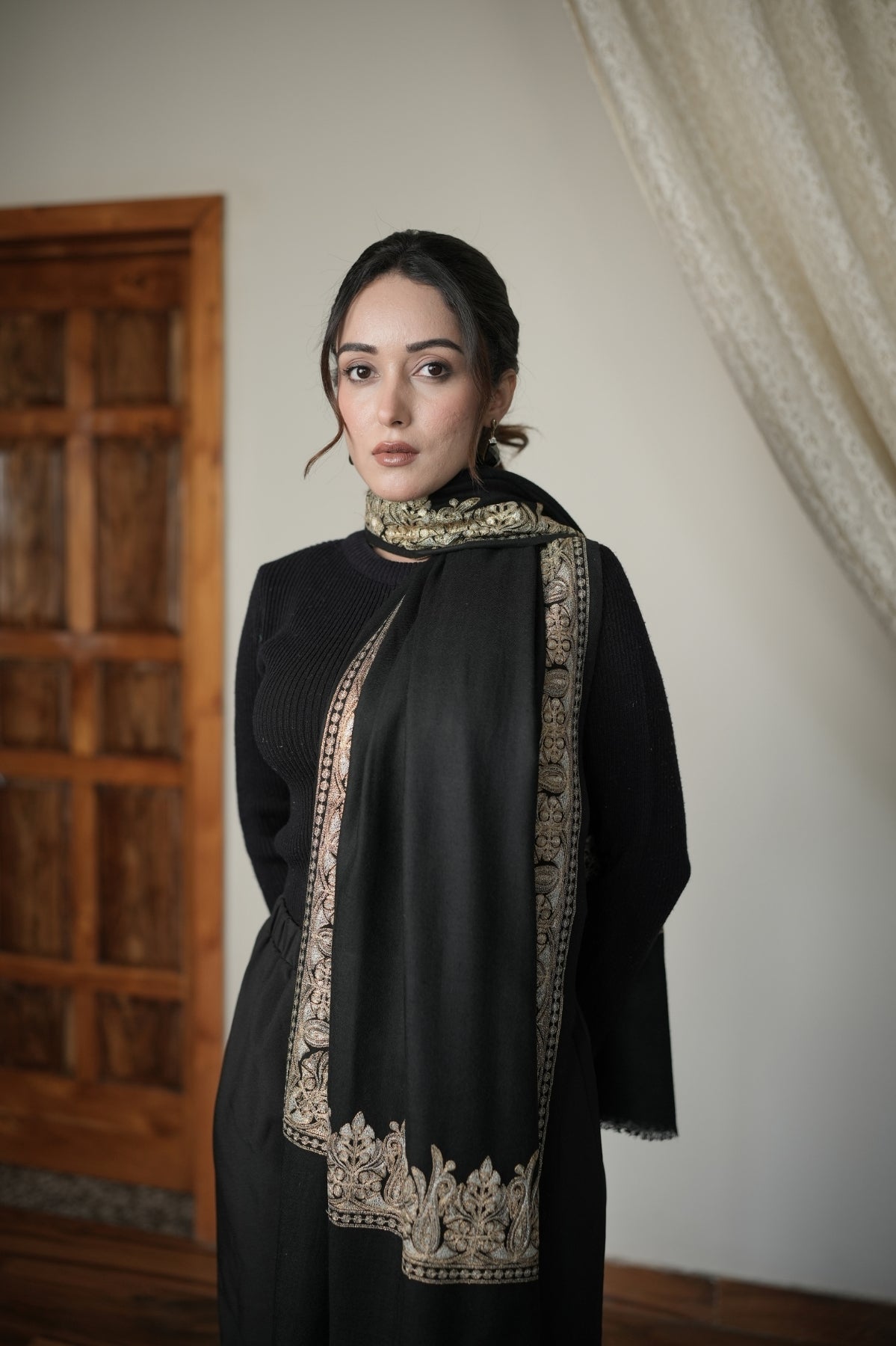 Tilla Border Shawl