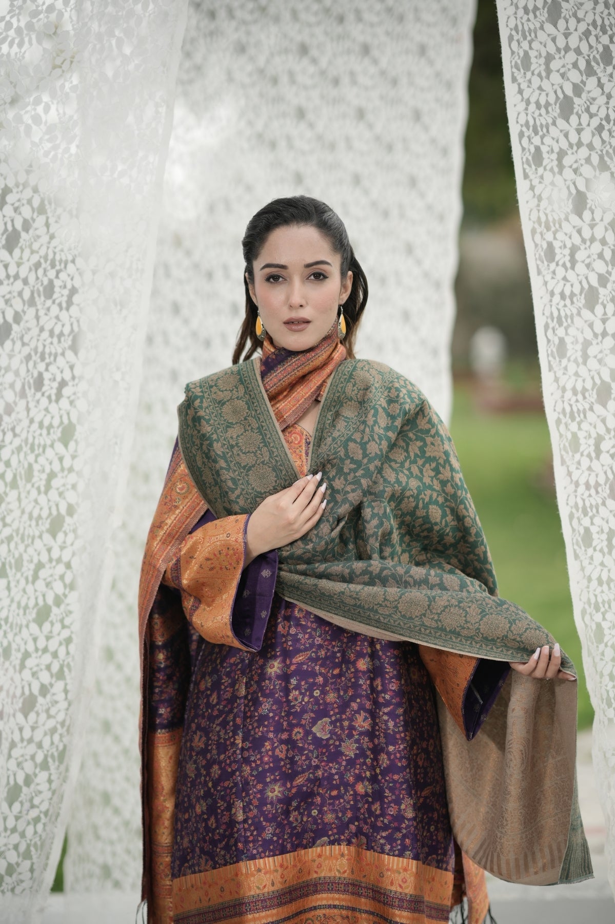 Reversible Kani Shawl