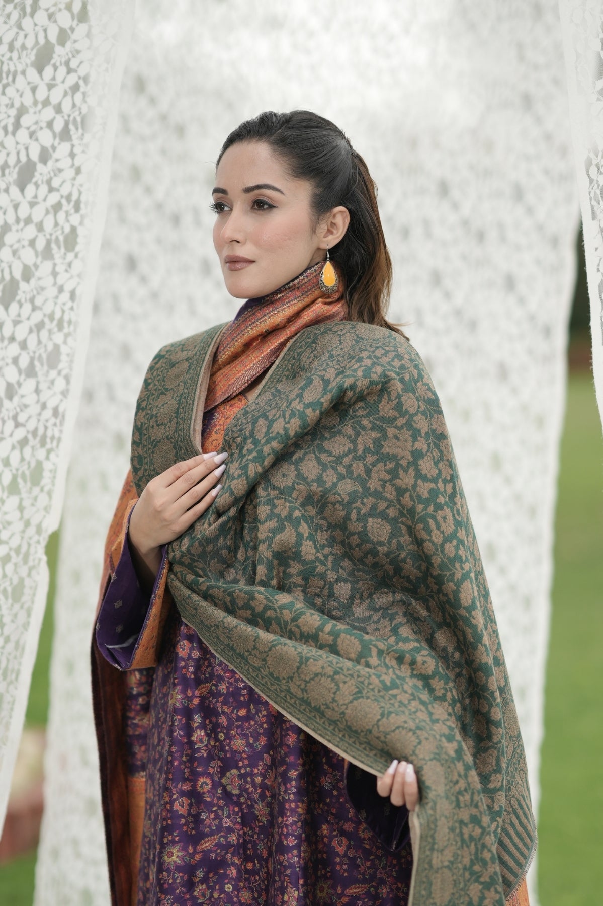 Reversible Kani Shawl