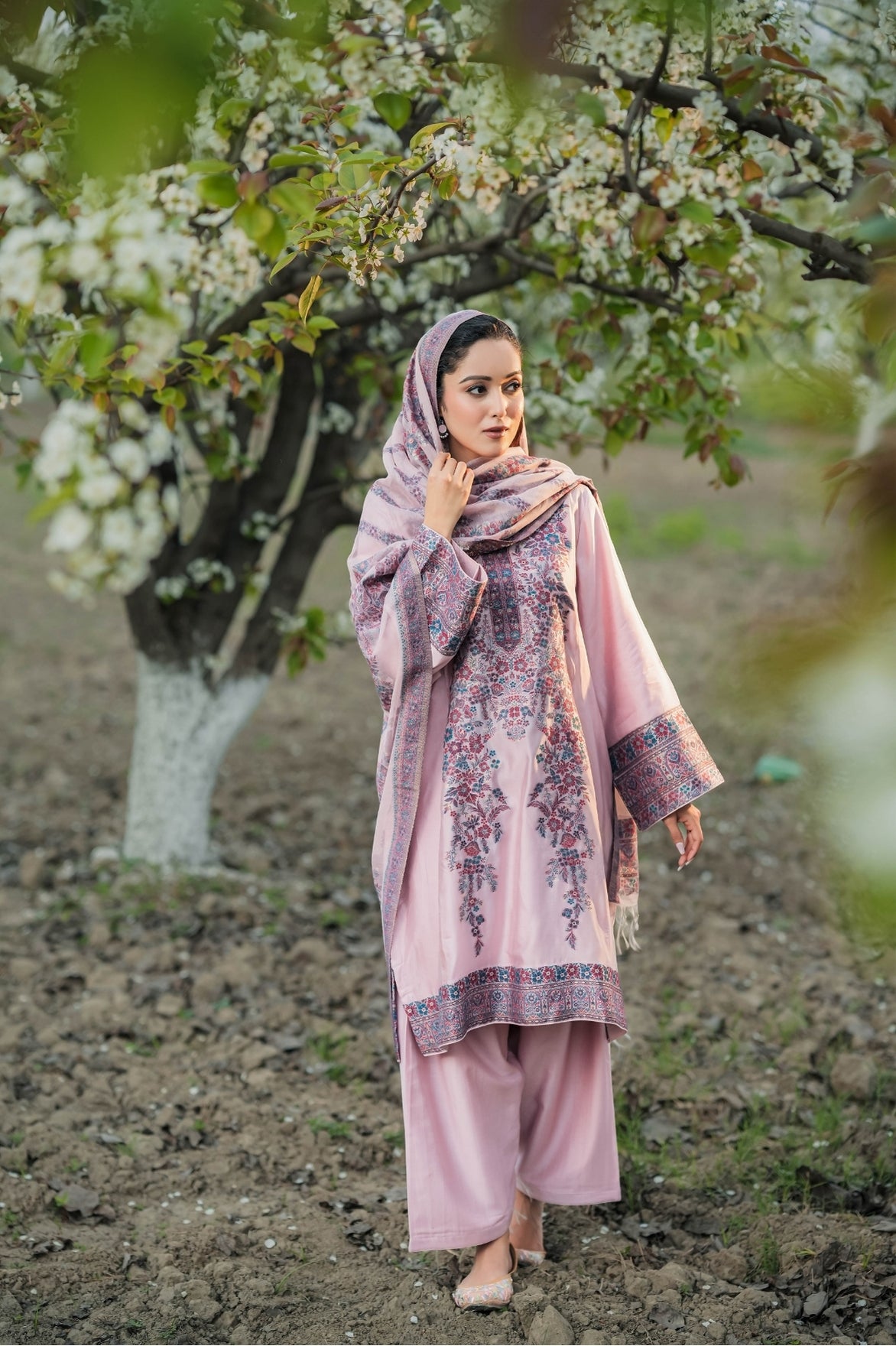 Dusty Rose Embroidered Set