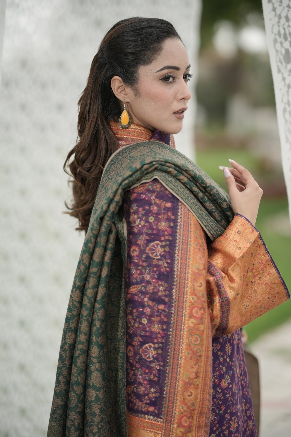Reversible Kani Shawl