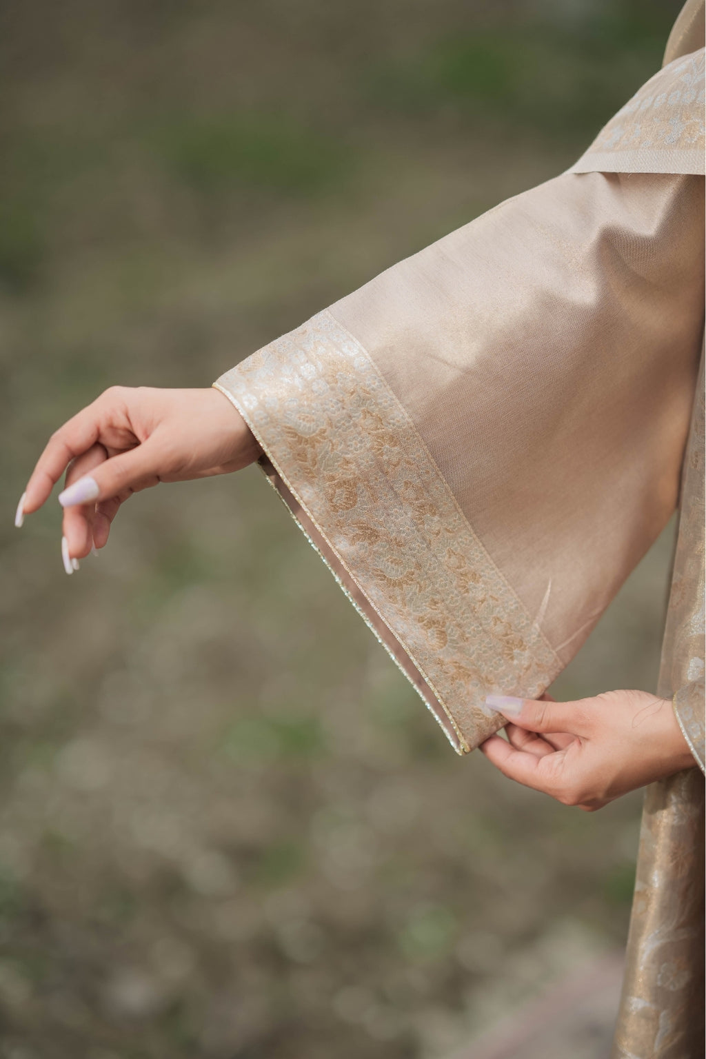 Soft Gold Weave Set