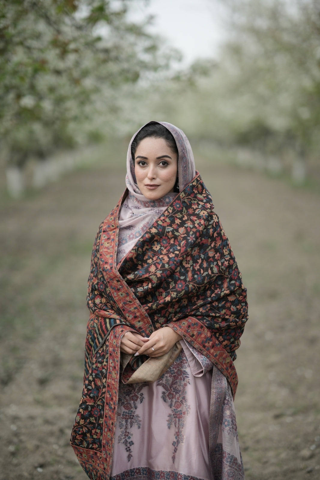Reversible Kani Zari Shawl